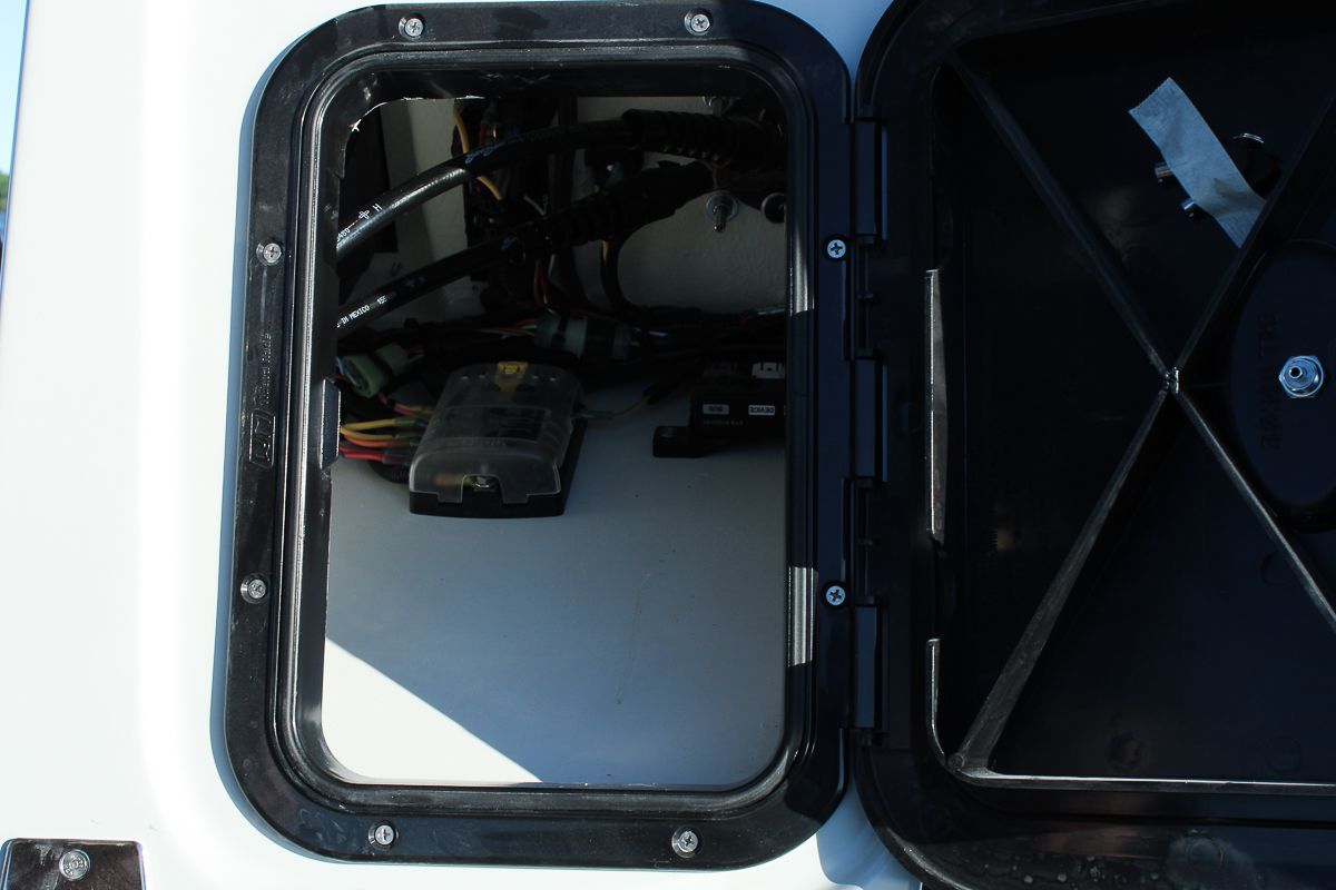Zodiac Pro 6.5 - Best-Selling Customizable RIB for Fishing, Diving & Watersports