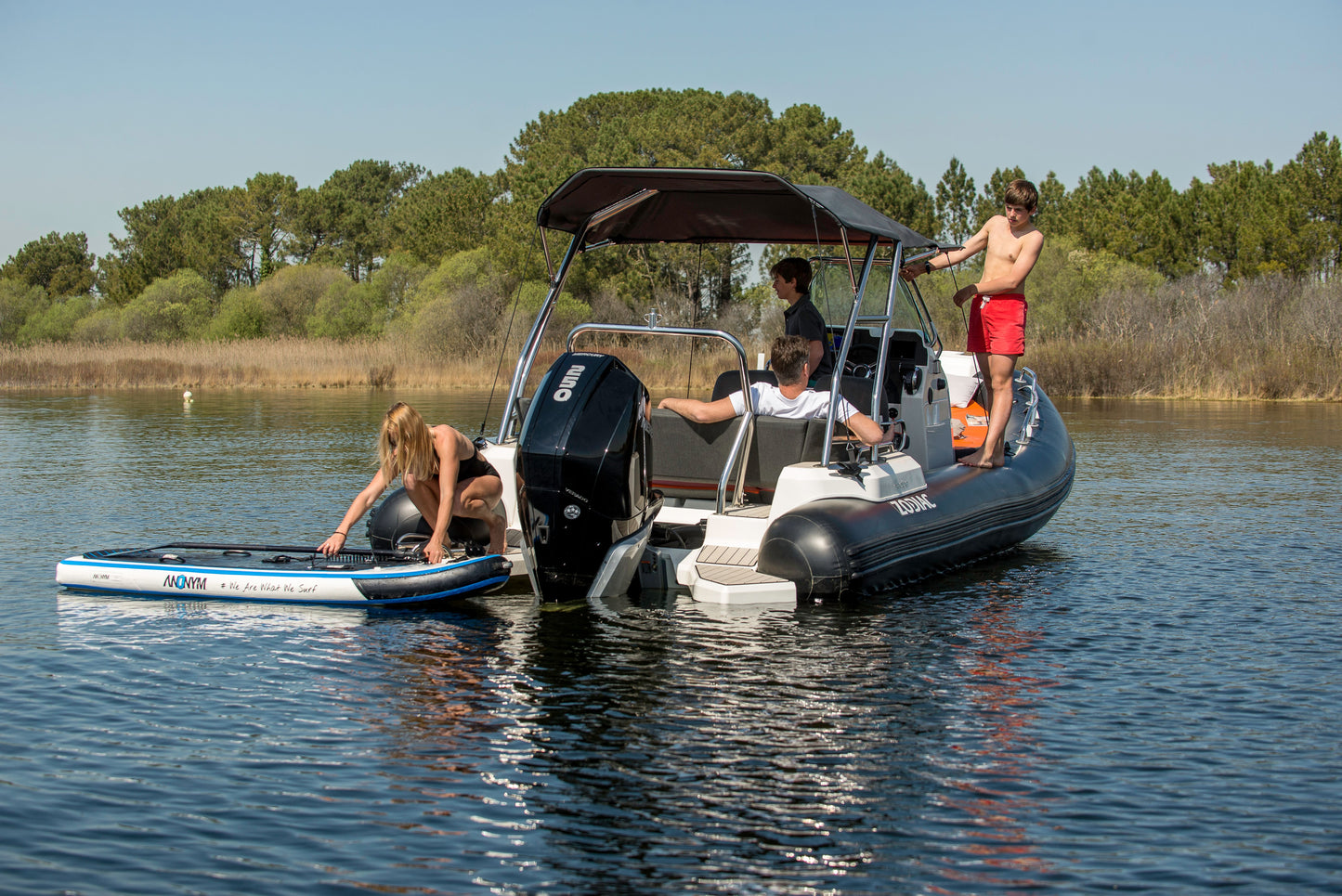 Zodiac Medline 6.8 - Your Ultimate Escape on the Water