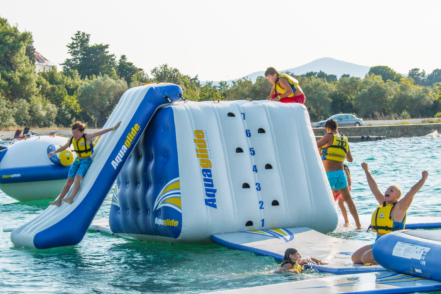 Aqauaglide King of The Mountain Inflatable Wall/slide Combo (Complete Set)