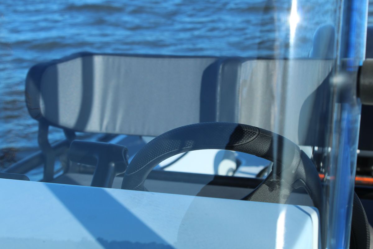 Zodiac Pro 6.5 - Best-Selling Customizable RIB for Fishing, Diving & Watersports