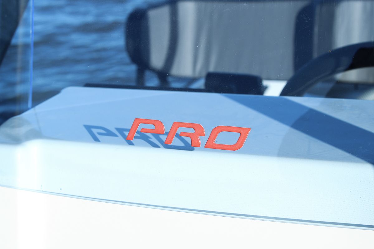 Zodiac Pro 6.5 - Best-Selling Customizable RIB for Fishing, Diving & Watersports