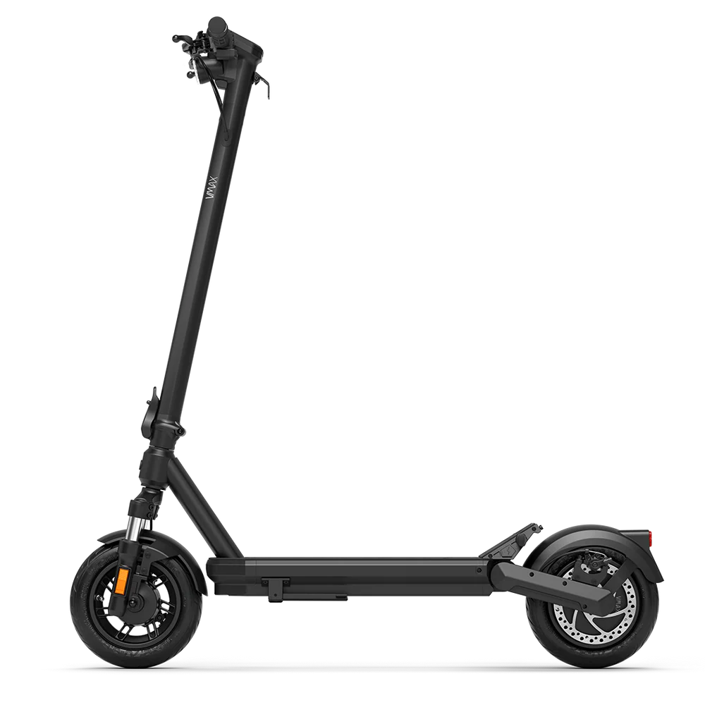 High-performance VMAX scooter with TFT display and lights