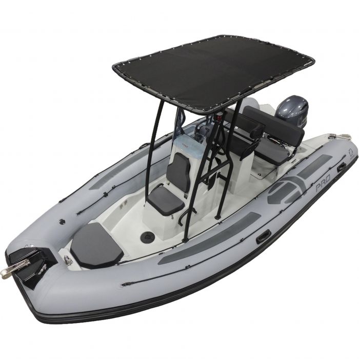 Zodiac Pro 5.5 with Hypalon tubes and boarding ladder in action