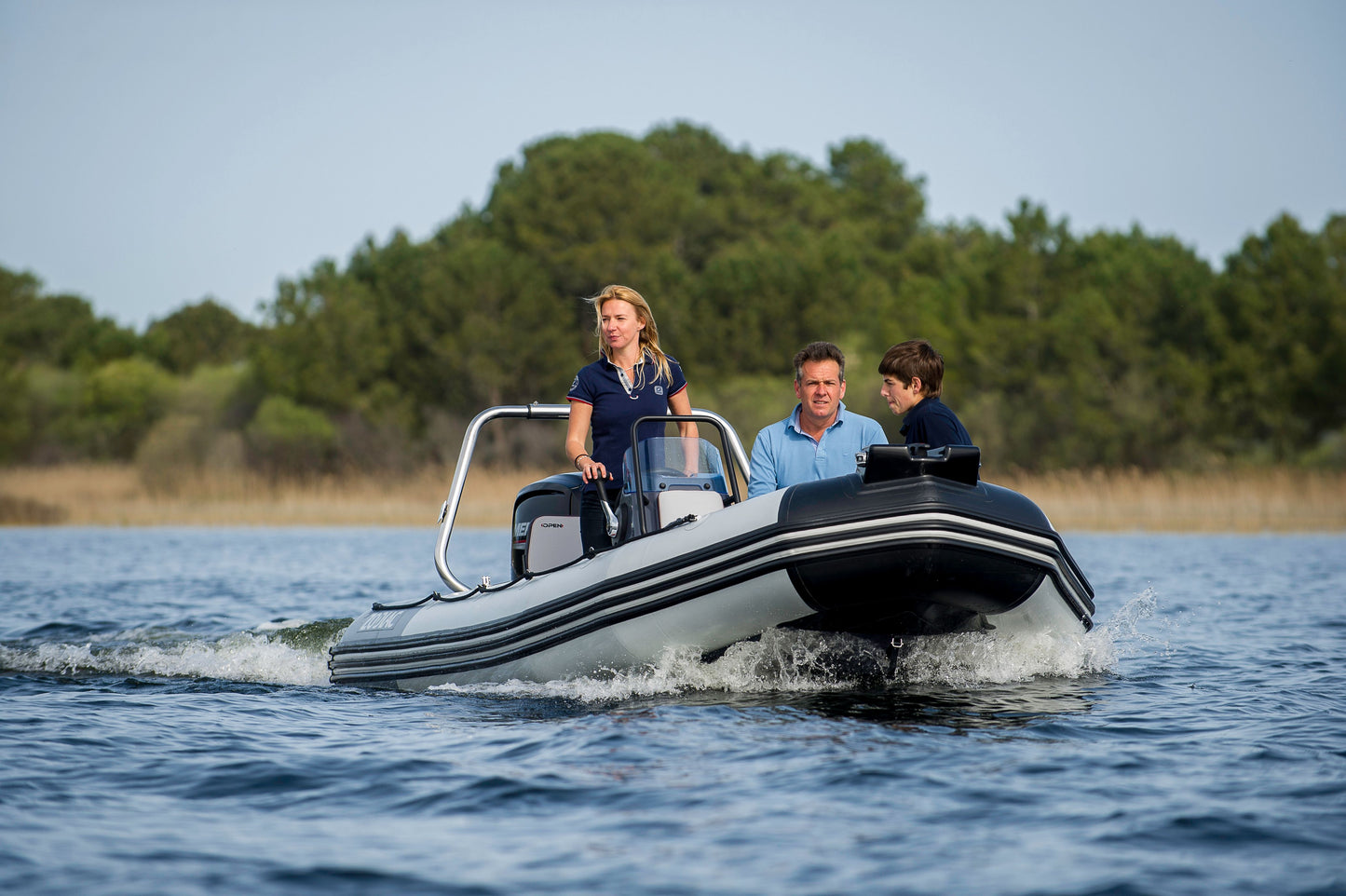 Zodiac Open 4.8 - Ergonomic & Versatile RIB for Day Trips