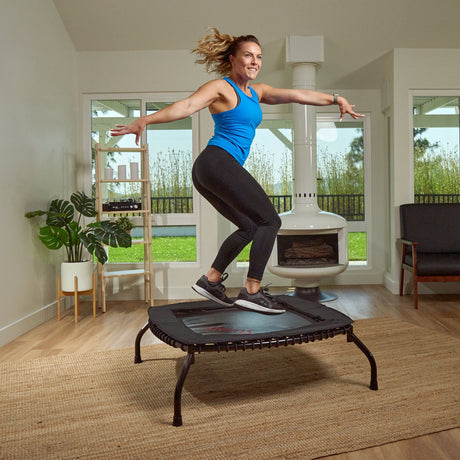 Portable fitness trampoline with non-slip legs – perfect for indoor and outdoor use