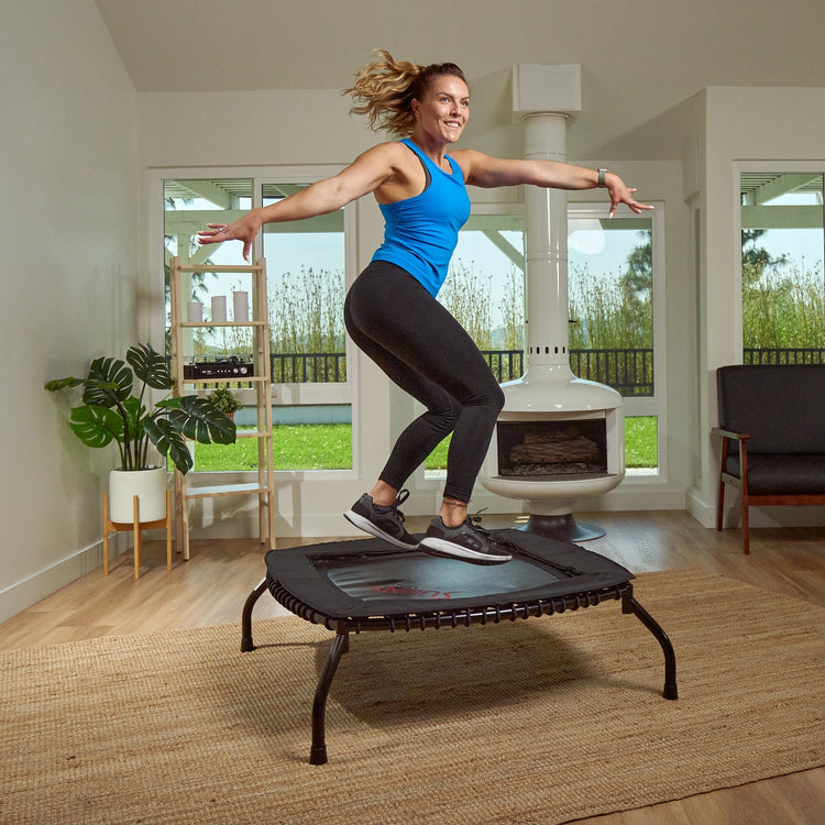 Portable fitness trampoline with non-slip legs – perfect for indoor and outdoor use