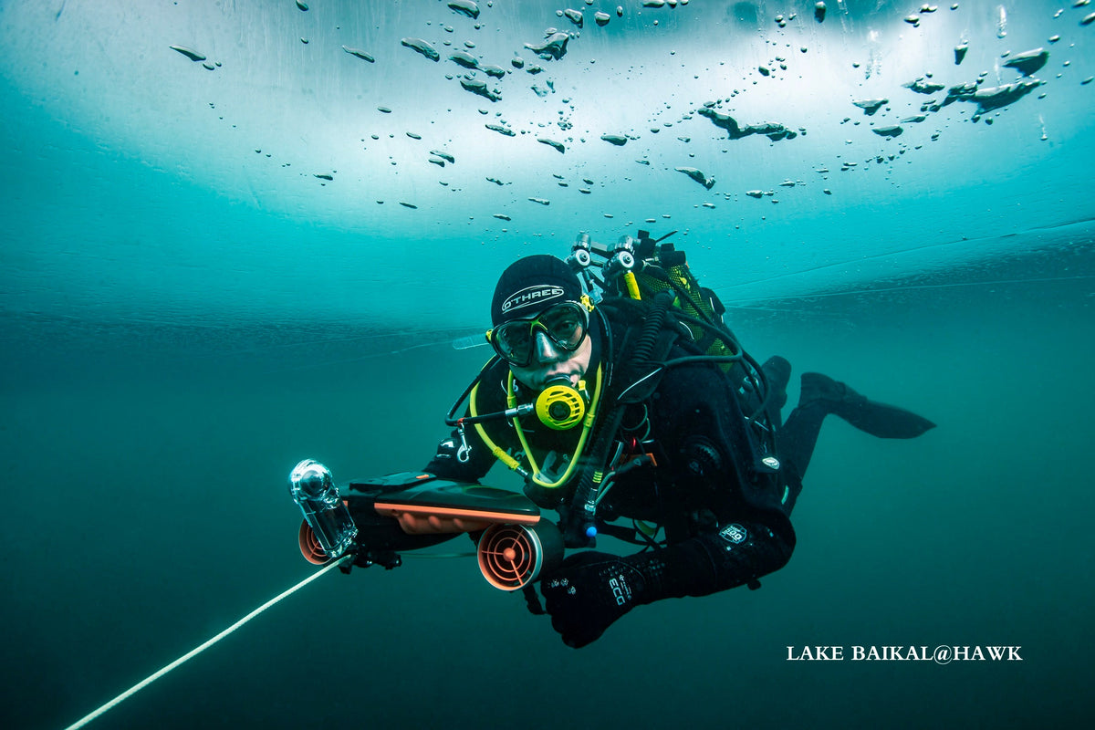 Sublue Navbow Underwater Scooter – Professional Diving Propulsion Device