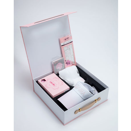 Honma Sakura Dance 2 Women’s Complete Golf Club Package Set – White | Premium Japanese Crafted Ladies Golf Set