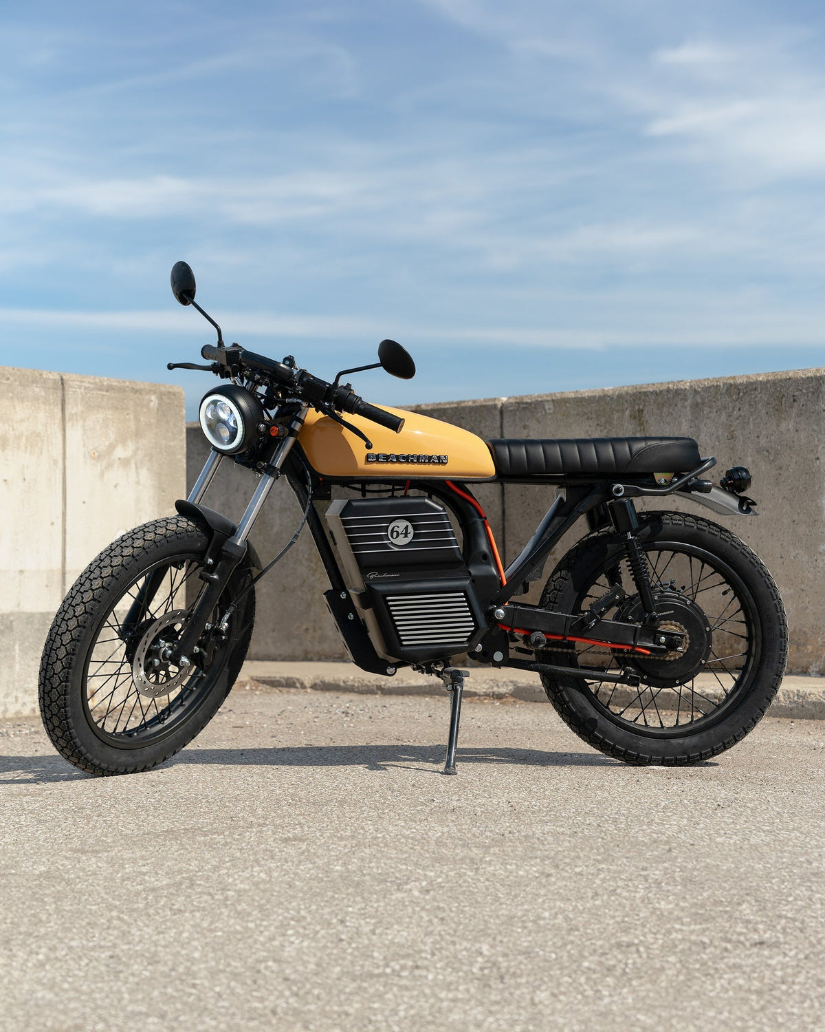 Beachman '64 Electric Café Racer E-Bike