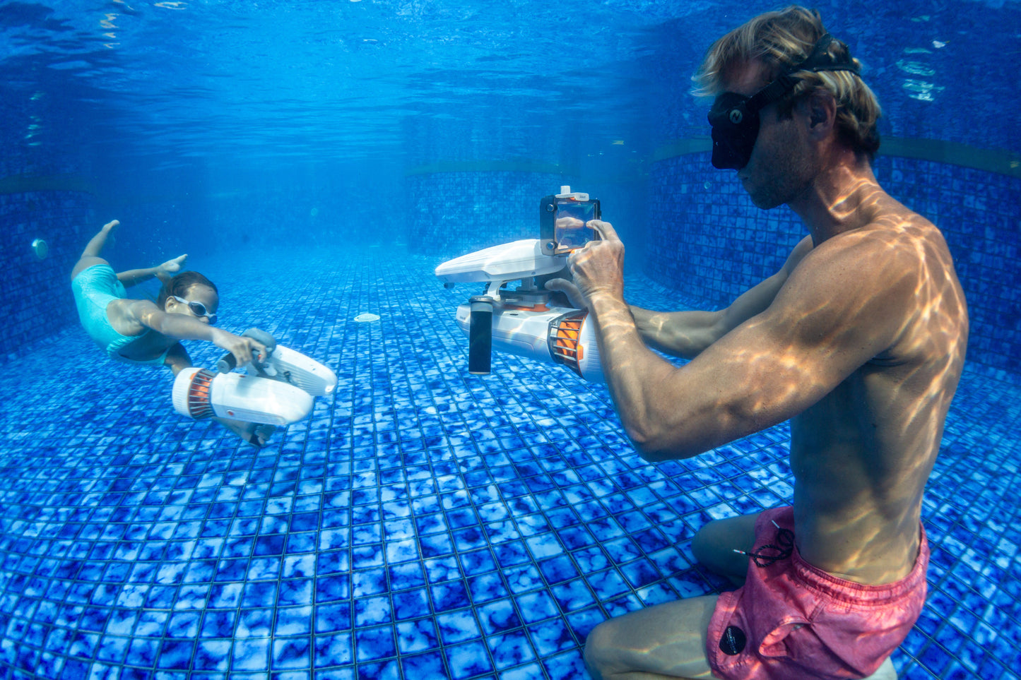 Sublue H1+ Smart Waterproof Phone Case – 4K Underwater Camera Housing with AI Color Correction