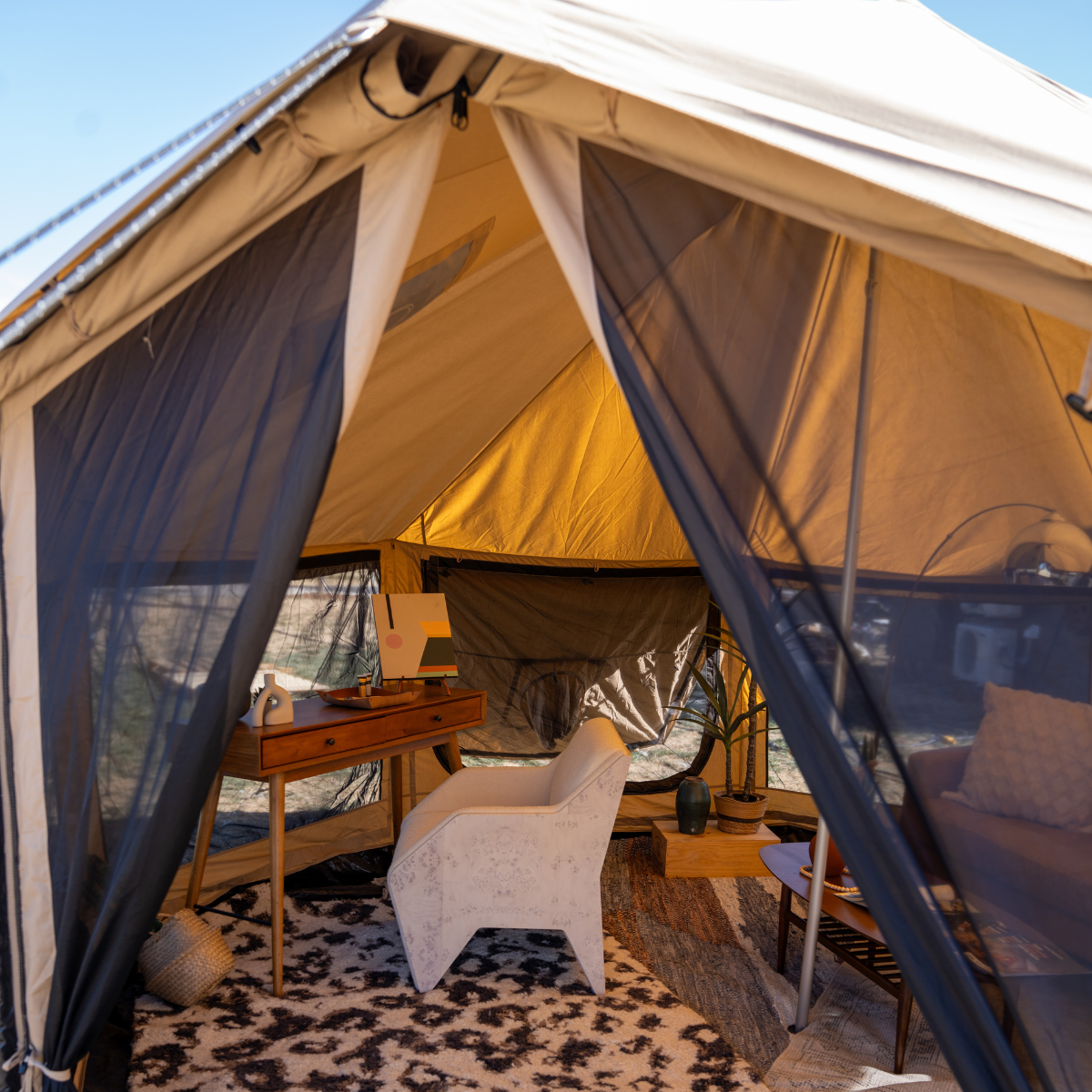 WhiteDuck Outdoors 18' Altimus Bell Tent | 4-Season Luxury Camping Tent
