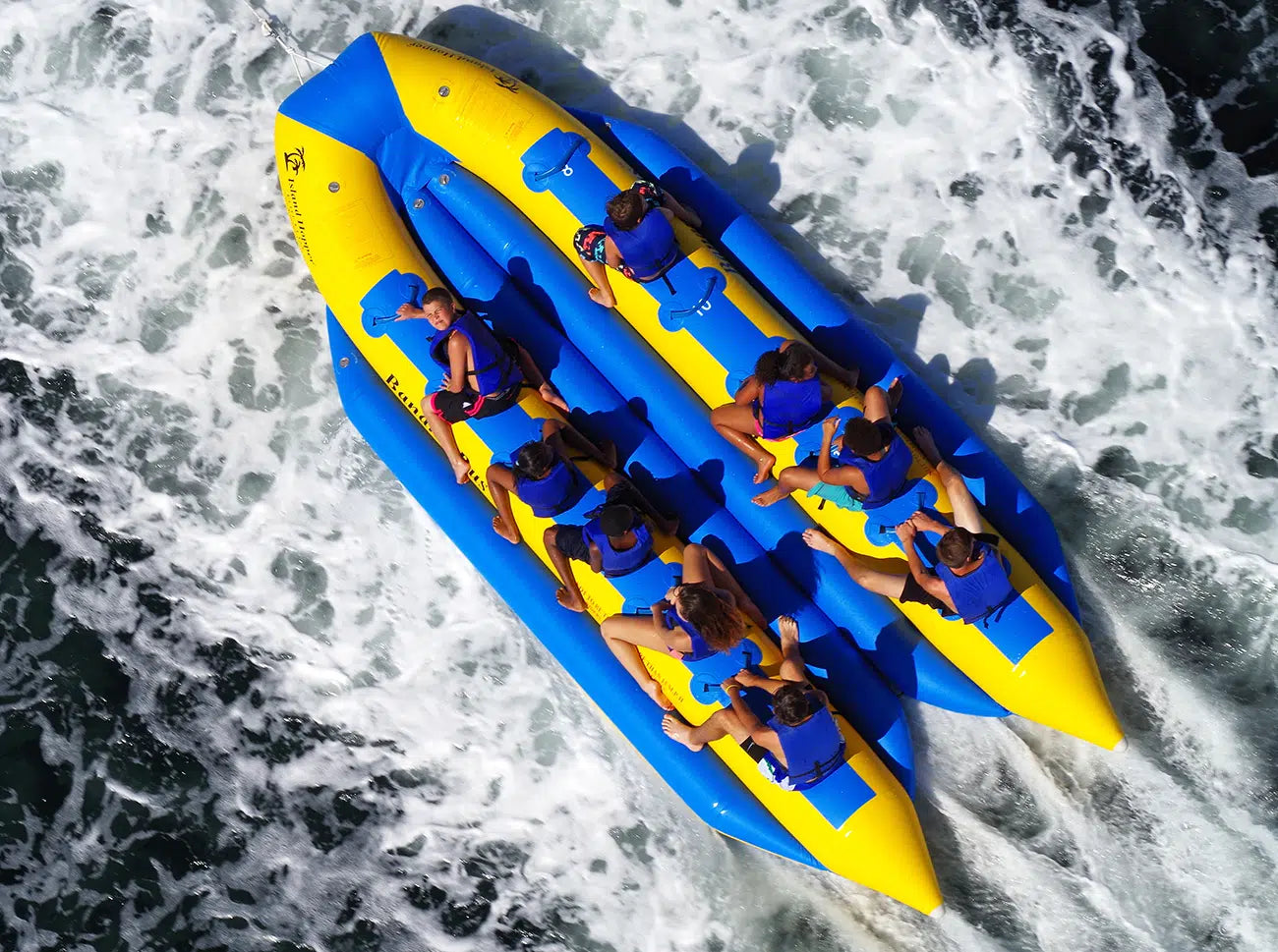 Island Hopper Banana Bus 14 Person Elite Class Towable Tube