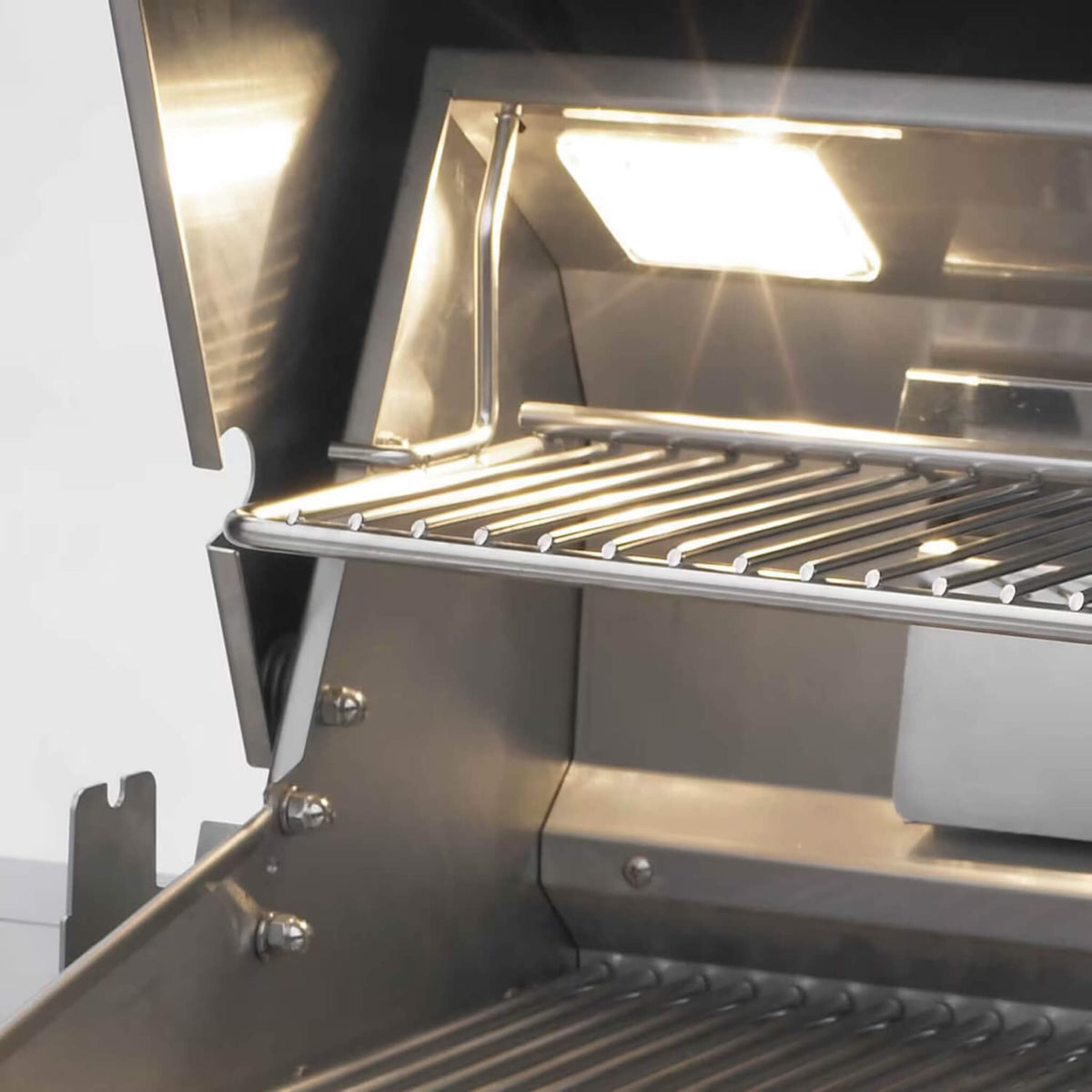 Fire Magic Aurora Multi-User Built-In Grill With Analog Thermometer & Rotisserie Kit, 30" [A540I-8EAN/P]