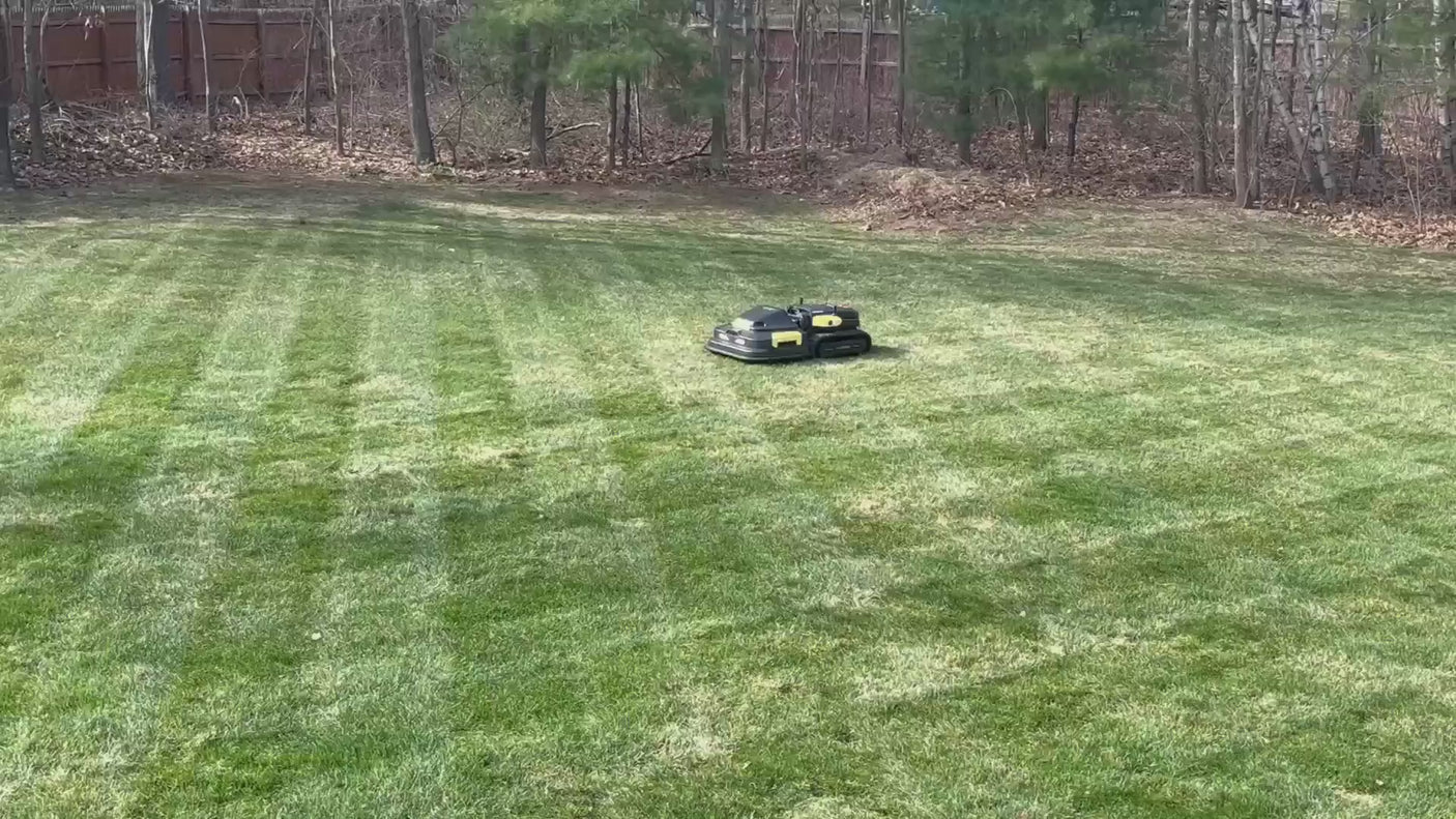 Yarbo Lawn Mower Pro + Snow Blower + Leaf Blower